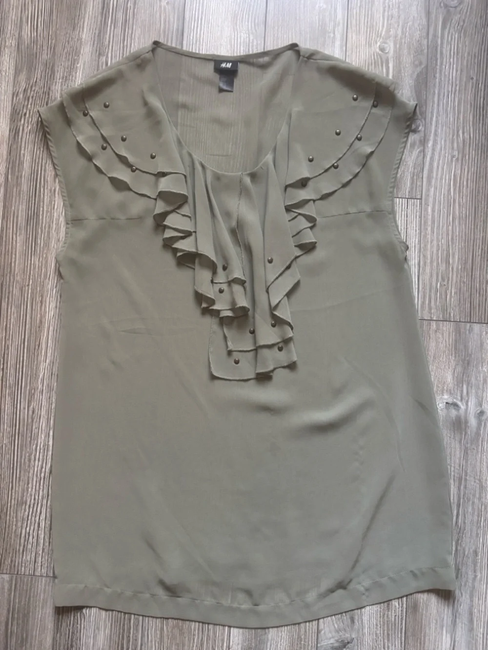 H&M Olive Green Ruffle-Front Sleeveless Blouse - Picture 1 of 4